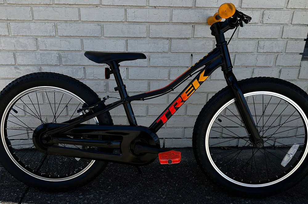 Pre Owned - 2022 Trek Precaliber 20 CST